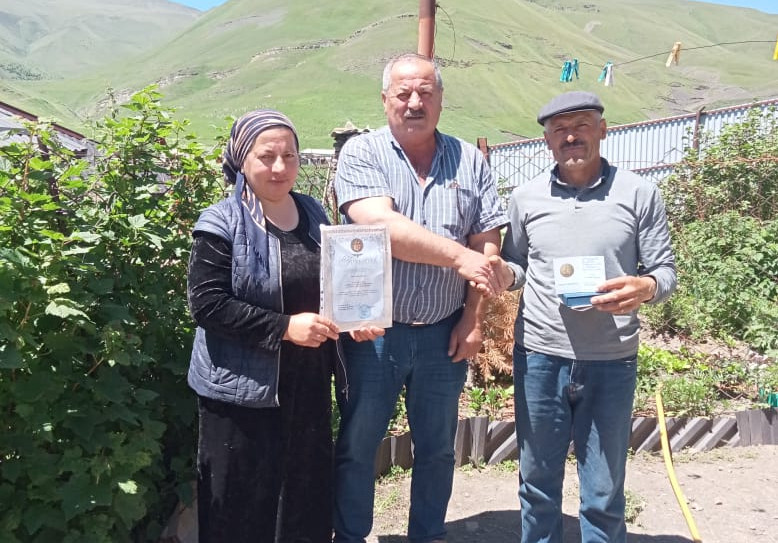 Крепкая семья - основа благополучия общества